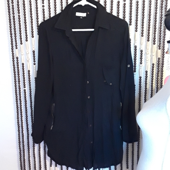 Chic "BLVD" Beach Top - Picture 7 of 7